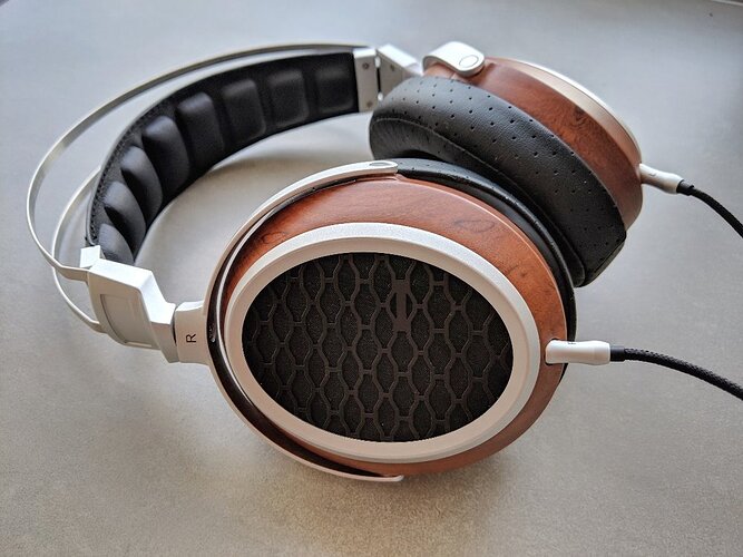 Boss-Hifi-Blon-b20-review