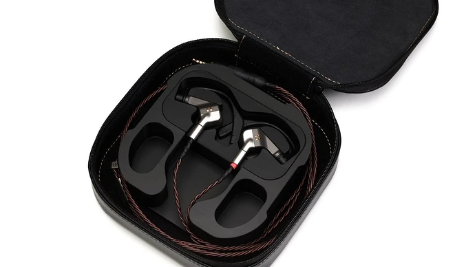 Brise-Audio-IBUKI-launched-flagship-9-driver-tribrid-IEM-body-text-01