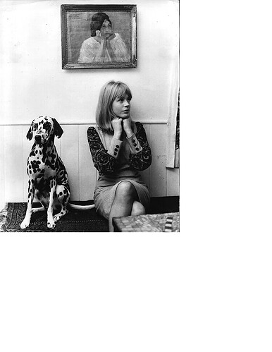 Marianne Faithfull and Sara in 1964