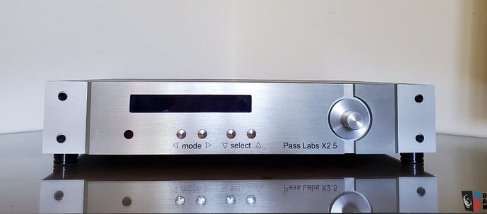 pass-labs-x25-pre-amplifier