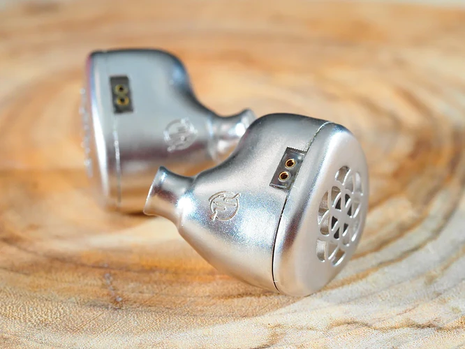 Rhapsodio_Master_Super_Flagship_-_MusicTeck_Master-2_943x707