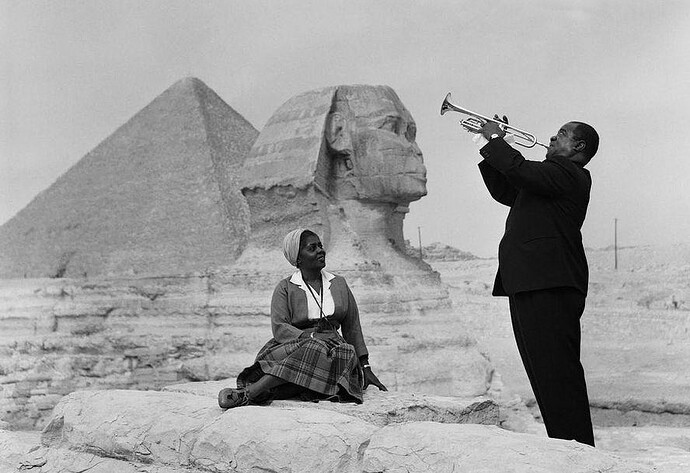 Louis Armstrong with his wife in 1961