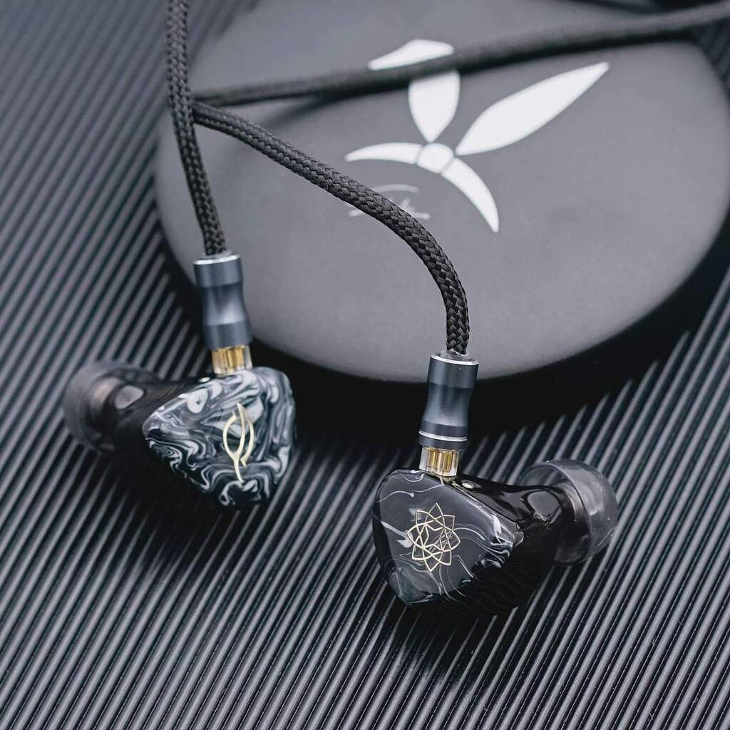 seeaudio Bravery No.一桁 🔶 SeeAudio Bravery - [Official] IEMs / Other - HifiGuides