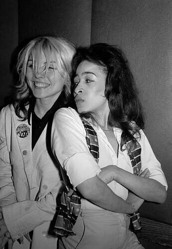 Ronnie Spector and Debbie Harry in 1979