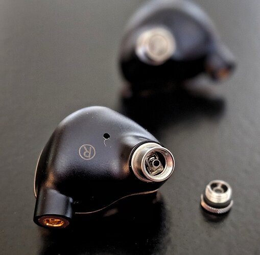 Fiio-fh7-earphones