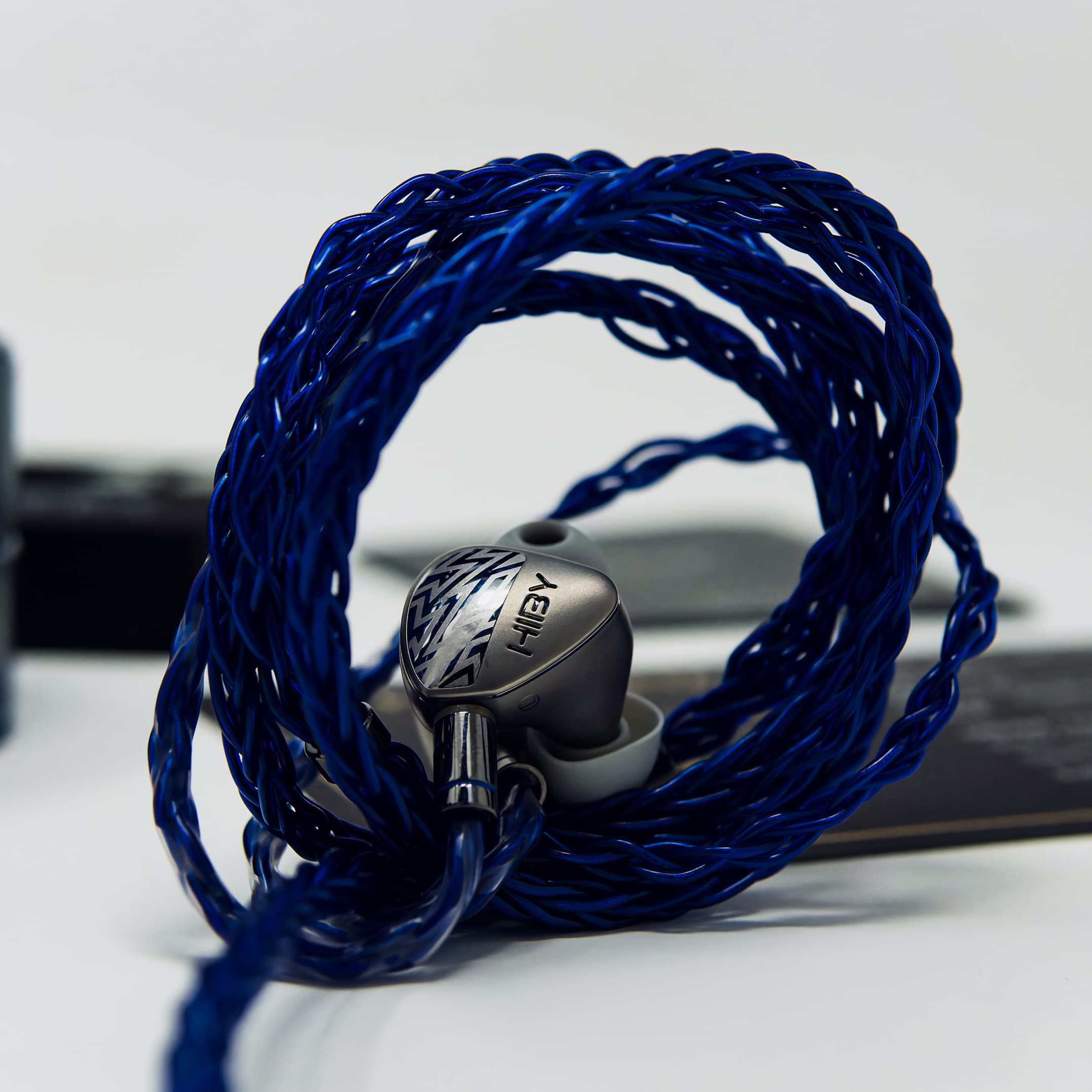 Truthear x Crinacle ZERO In-Ear Monitors Review - Two Dynamic Drivers, One  Harman Tuning! - Packaging & Accessories